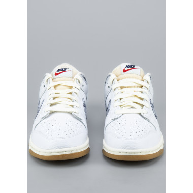 Кроссовки NikeFN6881-100/241