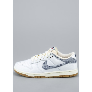 Кроссовки NikeFN6881-100/241